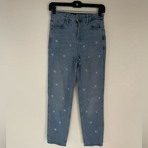 Hollister Ultra Rise Daisy Mom Jeans (vintage stretch)